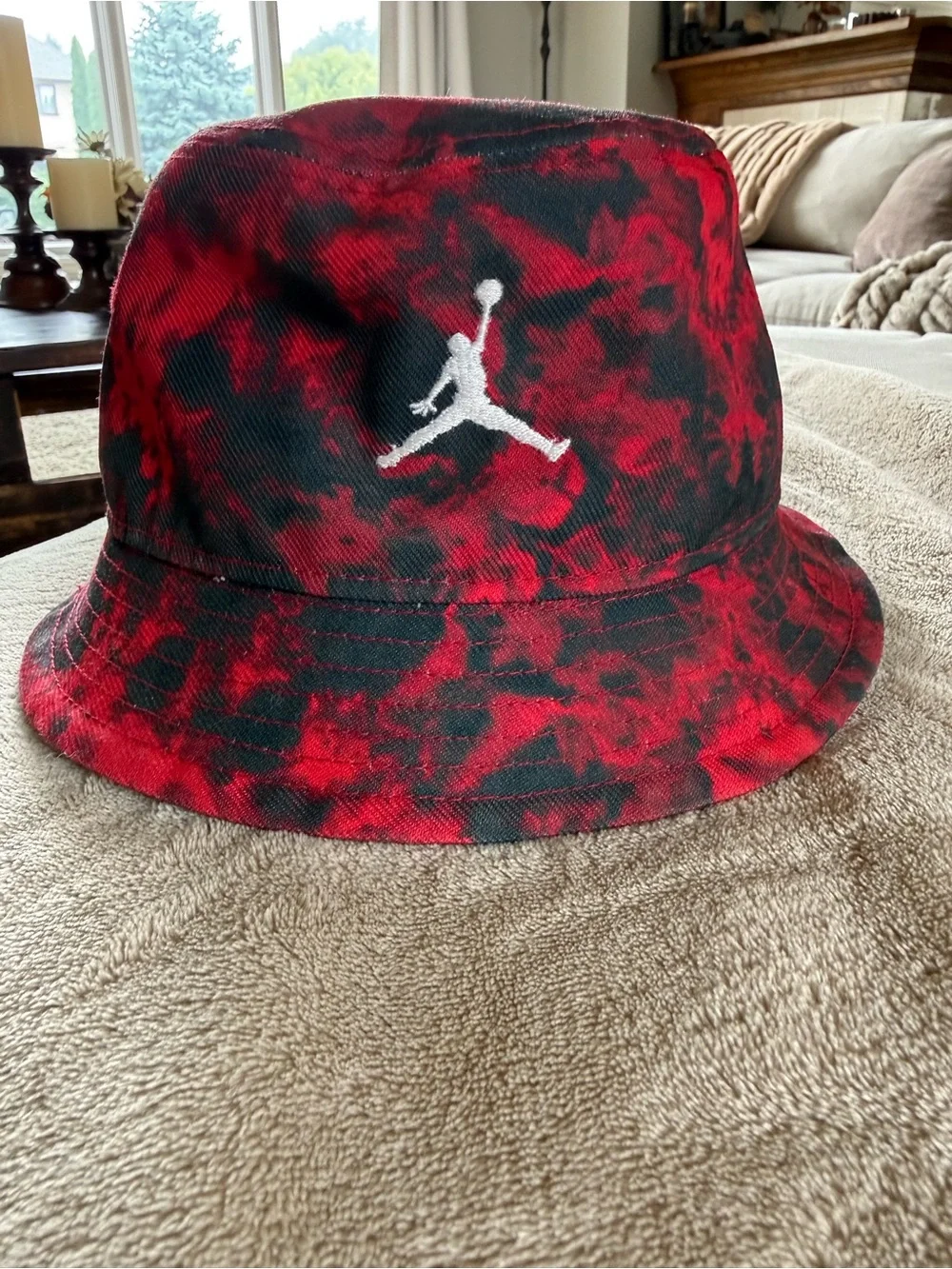Jordan Youth Red & White Tie-Dye Bucket Hat with White Logo